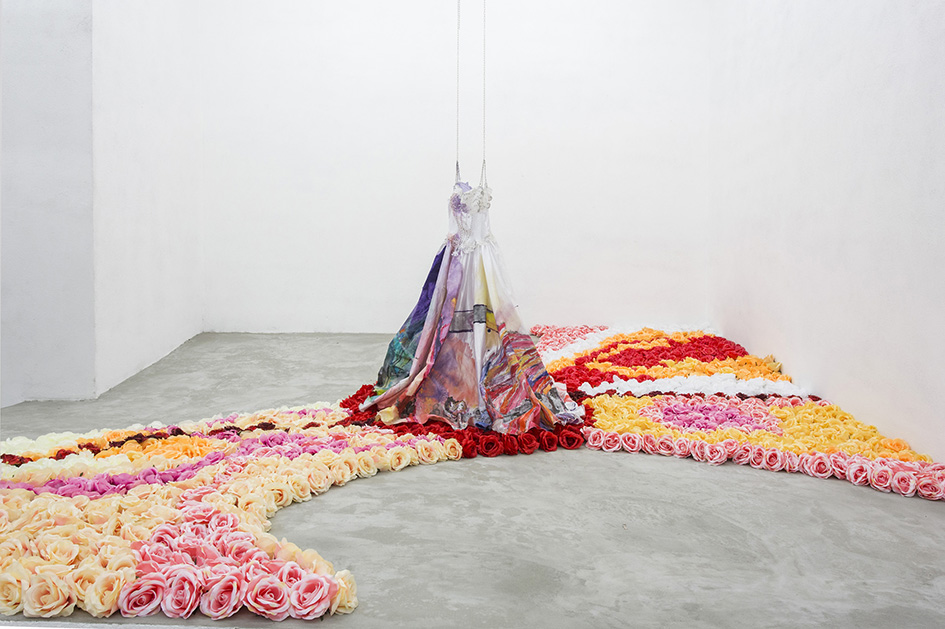 Henrik Olai Kaarstein, 'Here Comes Iris', 2016, wedding dress, prints, fake roses, dimensions variable. Photo: Amedeo Benestante. Image courtesy the Artist and T293.